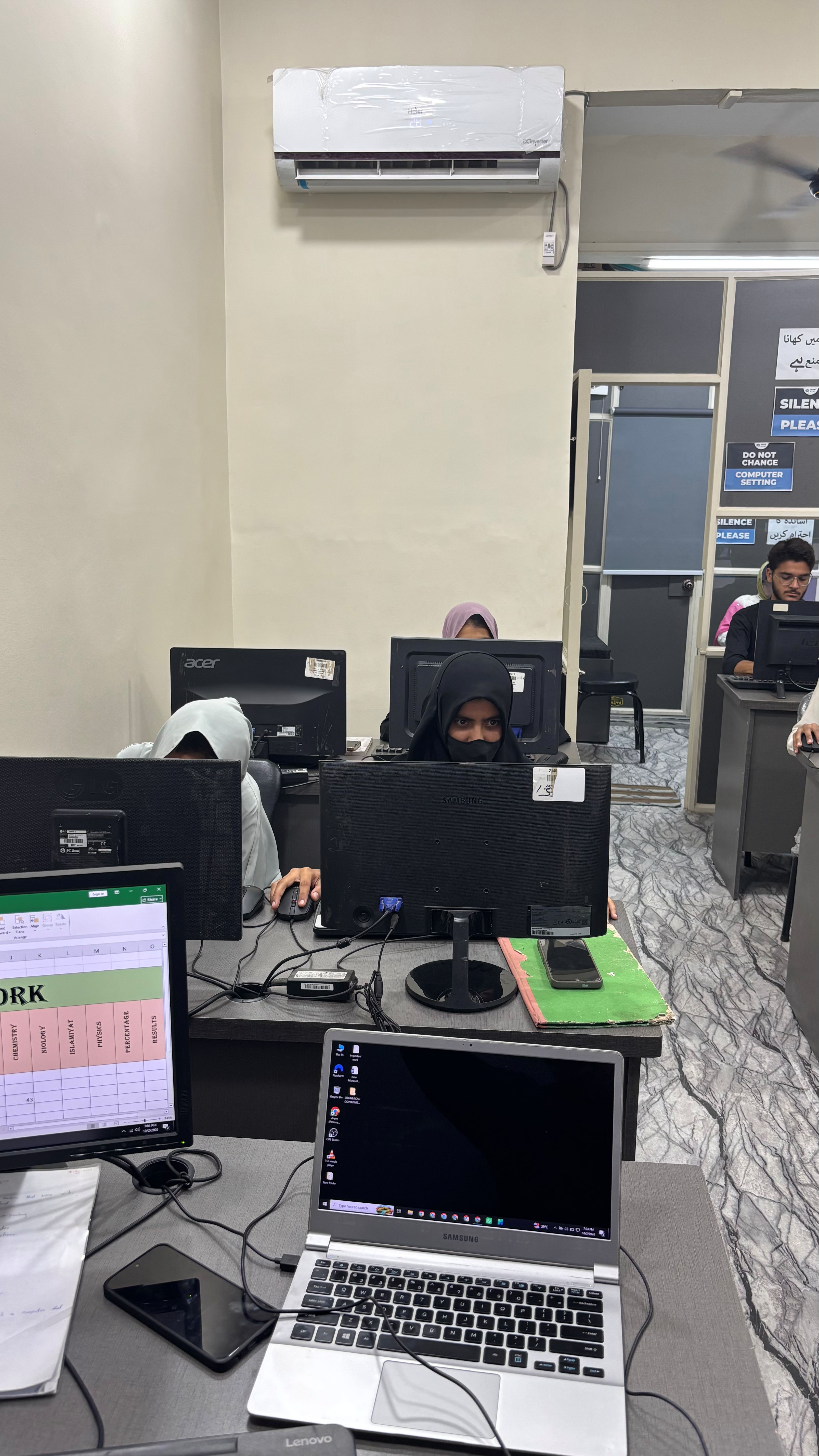 Practical computer training at OzoneAcad Karachi