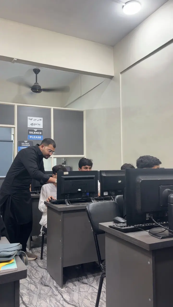 OzoneAcad Computer Lab